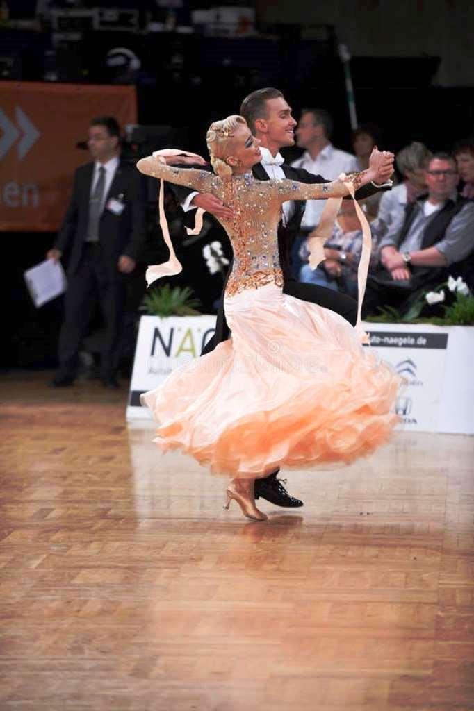 Top 10 Prestigious Ballroom Dance Competitions in the UK