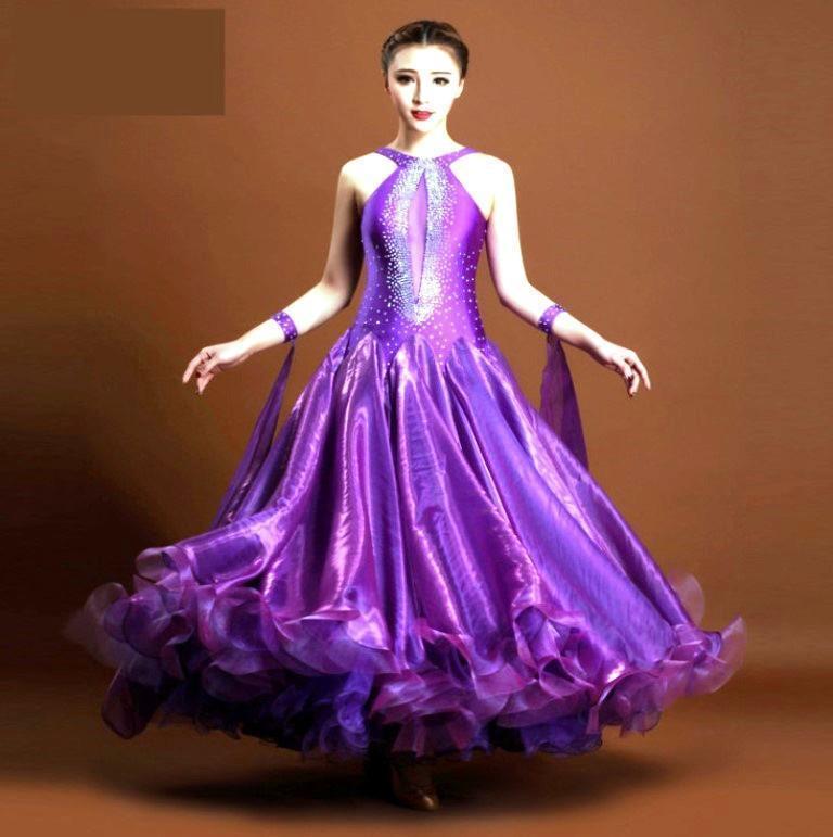 Top 10 Exquisite Ballroom Dance Gowns in the UK
