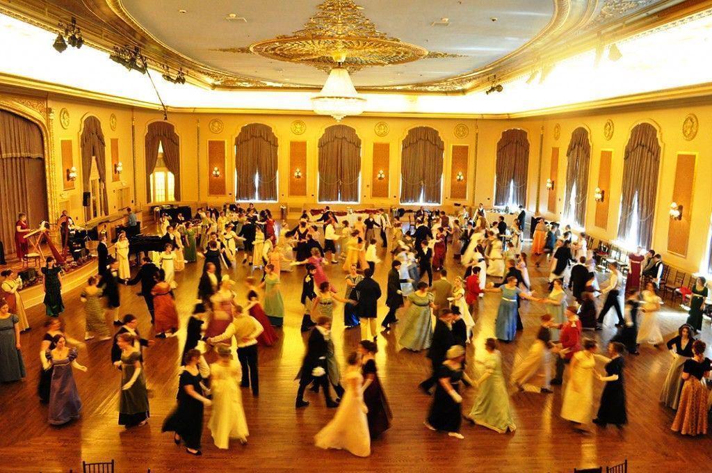 Top 10 Enchanting Historical Ballroom Dance Evenings in the UK