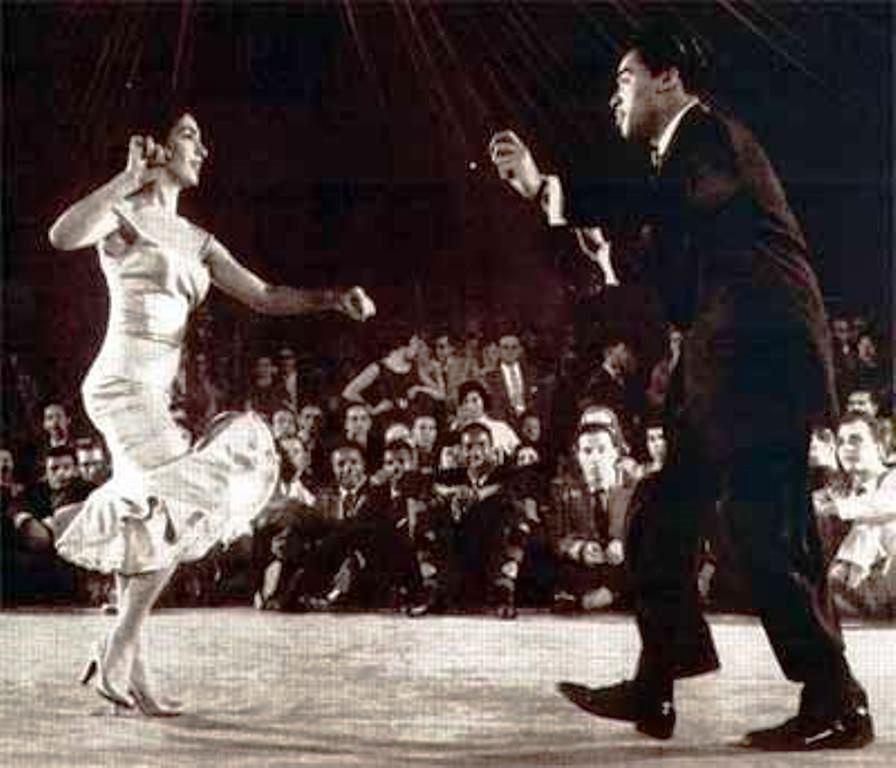 Top 10 Romantic Ballroom Dance Routines in British Dance History