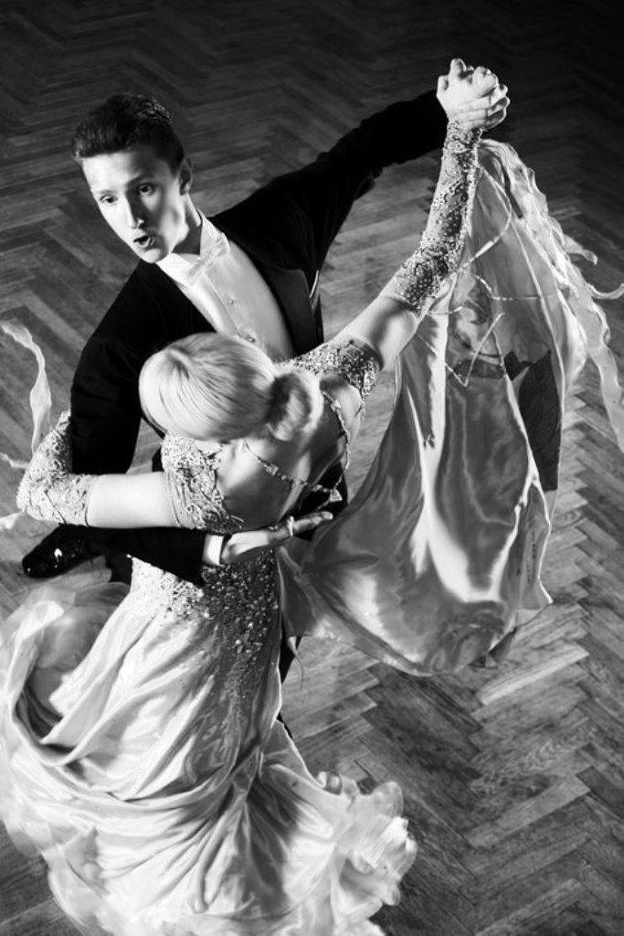 Top 10 Romantic Ballroom Dance Routines in British Dance History