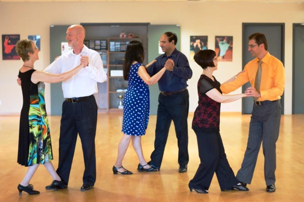 Top 10 Self-Organized Ballroom Dance Groups in the UK