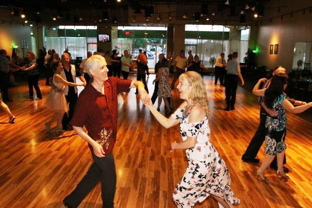 Top 10 Self-Organized Ballroom Dance Groups in the UK