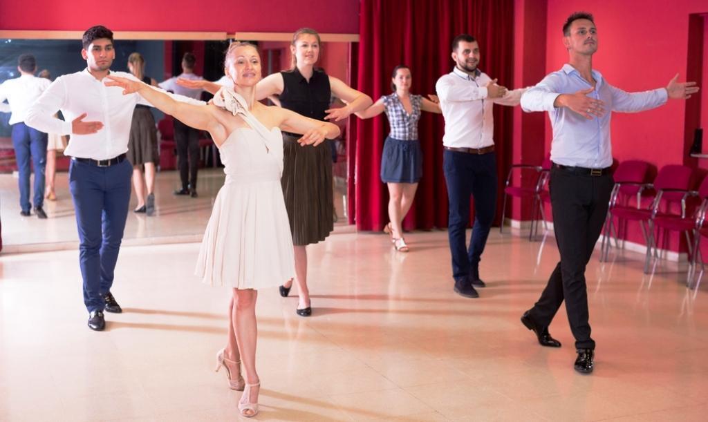 How to Establish Effective Practice Routines for Ballroom Dance in the UK
