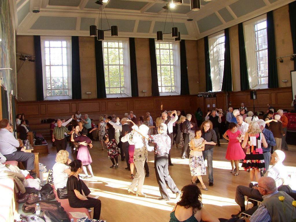 How to Find and Select Suitable Ballroom Dance Venues in the UK