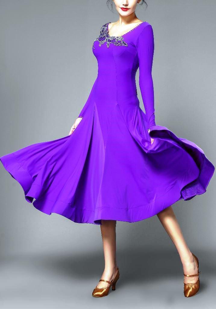 The Best Fabrics and Designs for Ballroom Dance Clothing in Britain