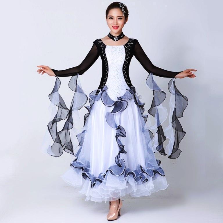 Creating the Best Ballroom Dance Costumes in the UK