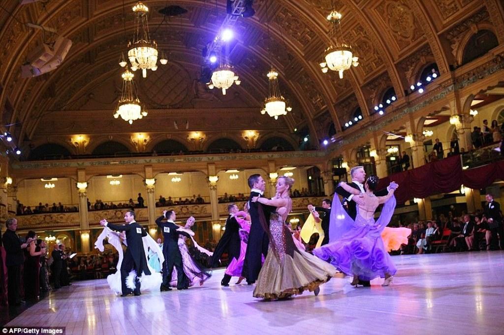 The Best Ballroom Dance Exhibitions in the UK