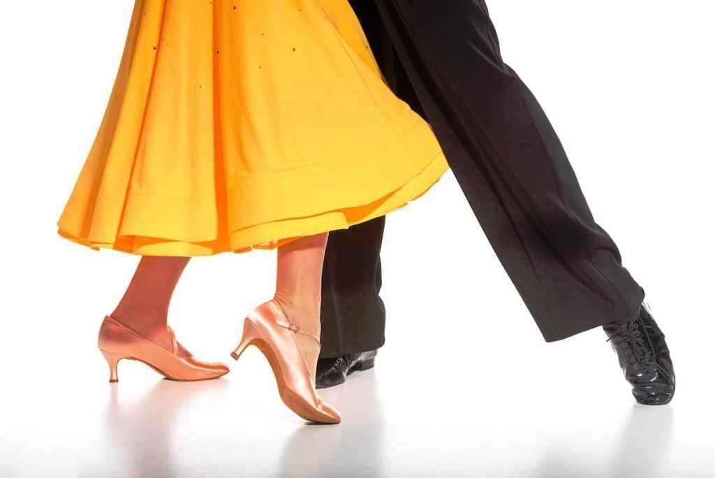 The Importance of Choosing the Right Ballroom Dancing Shoes