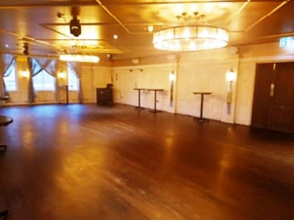 London Ballroom Club, Ealing